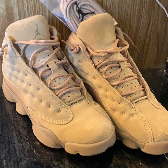 Jordan’s - Picture 2 of 4